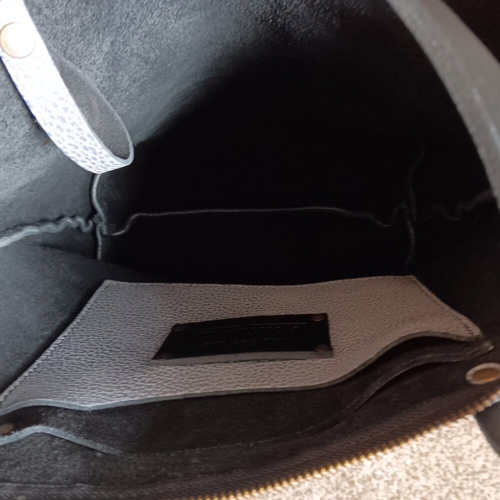 Portland Leather Goods Fog Pebbled Tote Bag - Picture 4 of 4